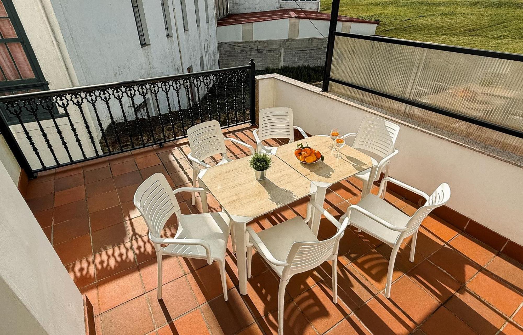Bright Apartment Lecer 5 Porta Exterior photo